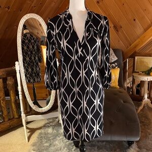 Banana Republic Black and White Geometric Long Sleeve Dress